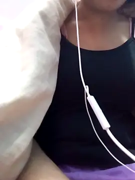 Taisa_islam's cam snapshot