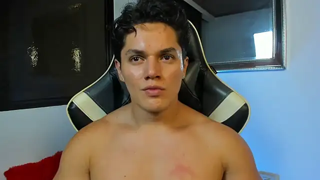 julian_wallace live sex cam