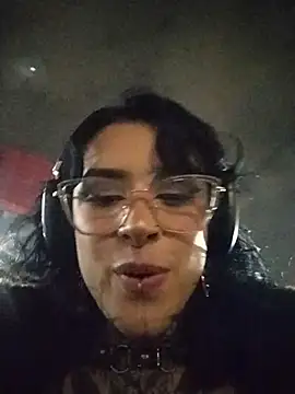 taaylor33 live sex cam