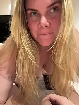 SexyBlondJoanna live sex cam