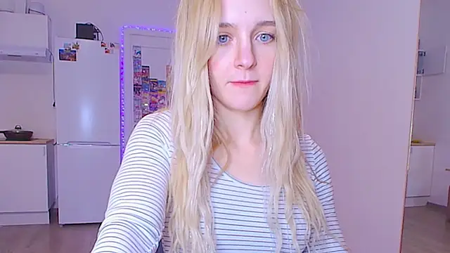 sailormoon666_'s cam snapshot