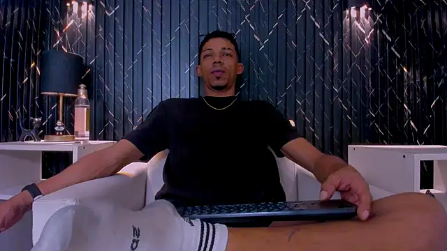 Gregory_Sforza live sex cam