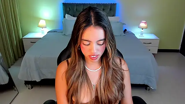 _Charlotte_evans_1's cam snapshot