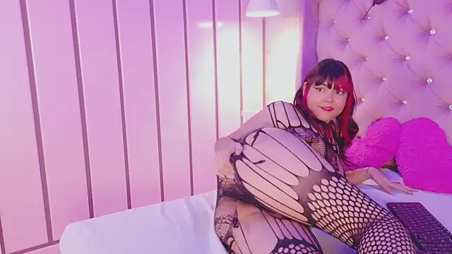 EllieNeptune_'s cam snapshot