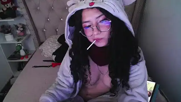 CherieCurl's cam snapshot