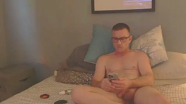 NWBuilt live sex cam