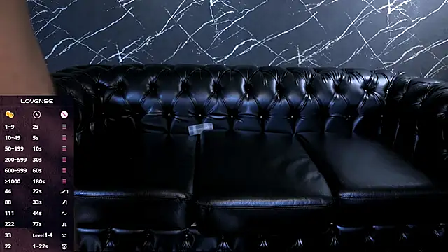 DiamondAnna live sex cam