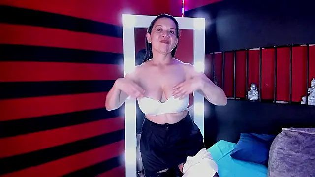 Mila_toro's cam snapshot