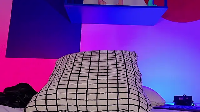 ParisFox_'s cam snapshot