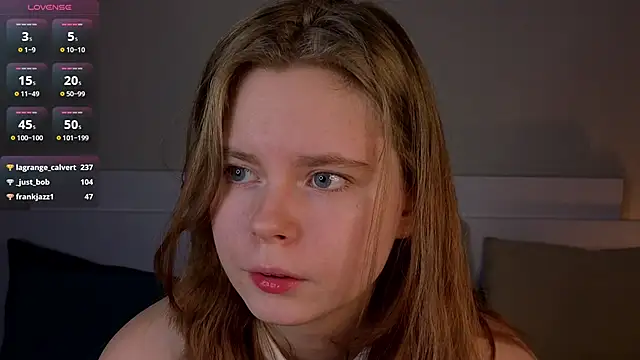 JulietteRain live sex cam