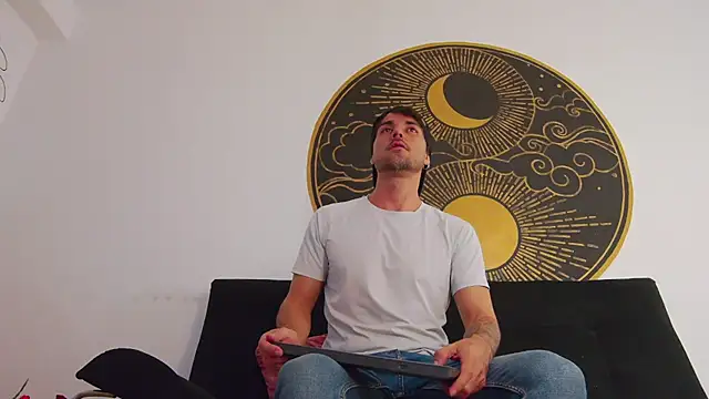 Adam_MillanFF live sex cam