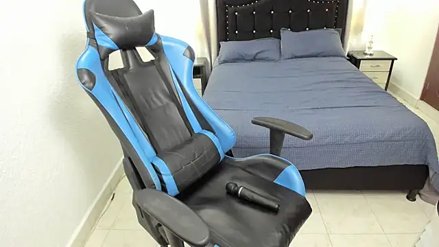 Debora_brown's cam snapshot