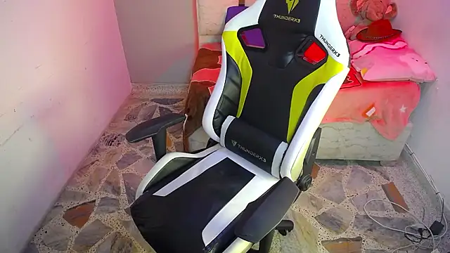 Little_bubu's cam snapshot