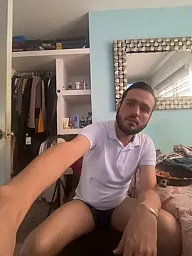 Alexitho25's cam snapshot