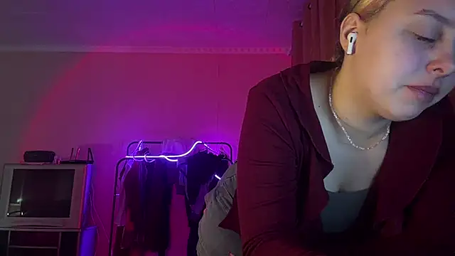 ZoraDearmon's cam snapshot