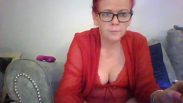 Forbidden-Irish-x's cam snapshot