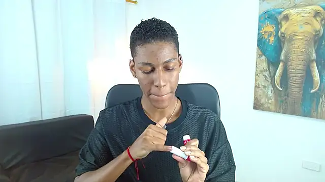 maiki18_'s cam snapshot