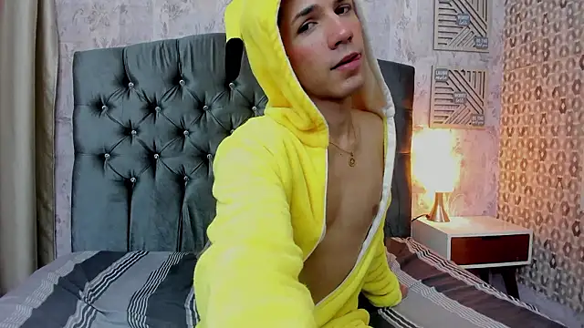 arlequiin_'s cam snapshot