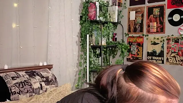 BevHanni's cam snapshot