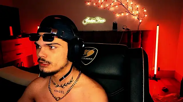 JordanShow's cam snapshot