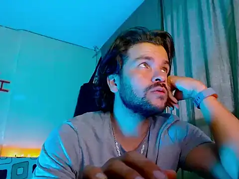 cortelioni_massimo_'s cam snapshot