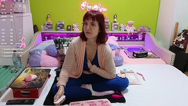 _HeraLuna_'s cam snapshot