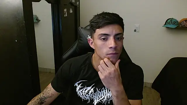 kv___xxx_'s cam snapshot