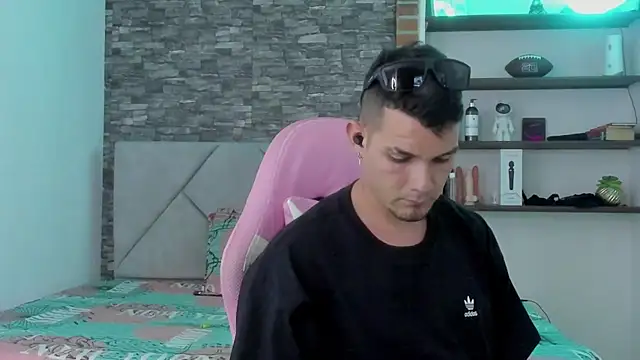 BooyHott_'s cam snapshot