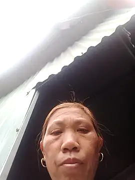 bella-la's cam snapshot