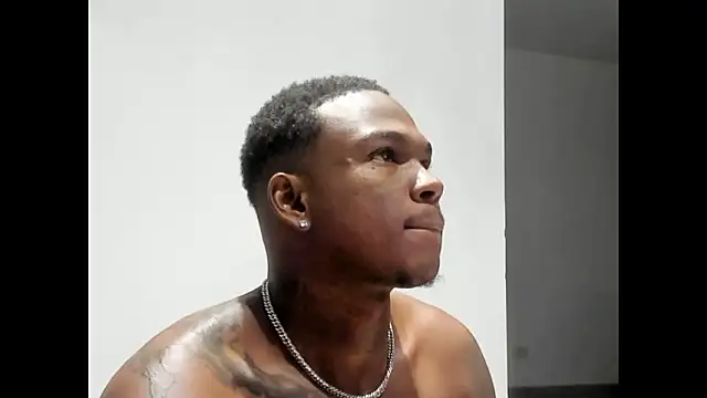 Troykhalil's cam snapshot