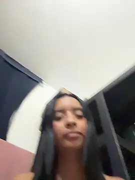 Laura_fernandezII's cam snapshot