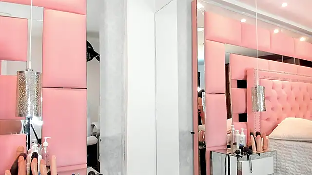 LiliCarterm's cam snapshot