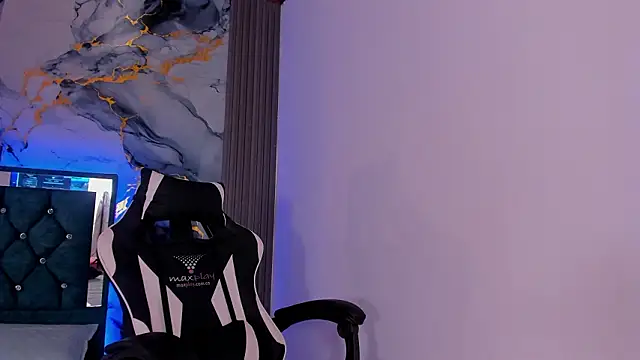 spicyslim_'s cam snapshot