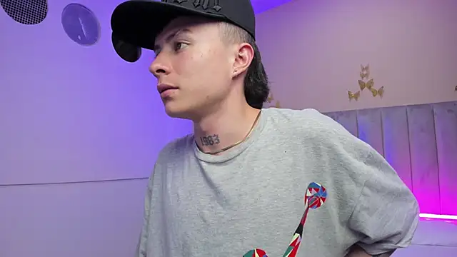 Nascary_Fox's cam snapshot