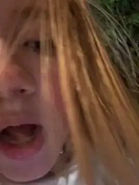 SweetBunnyGF's cam snapshot