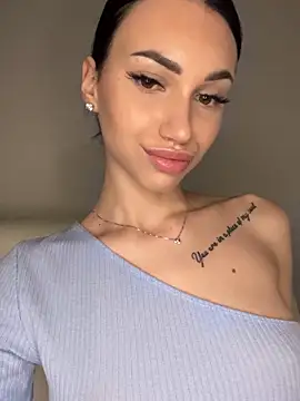 ilariea_girl live sex cam