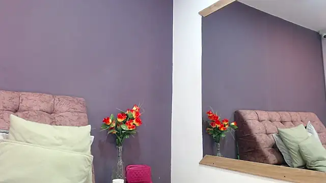 KateWelsin's cam snapshot