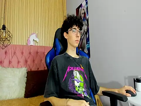 Syriussz live sex cam