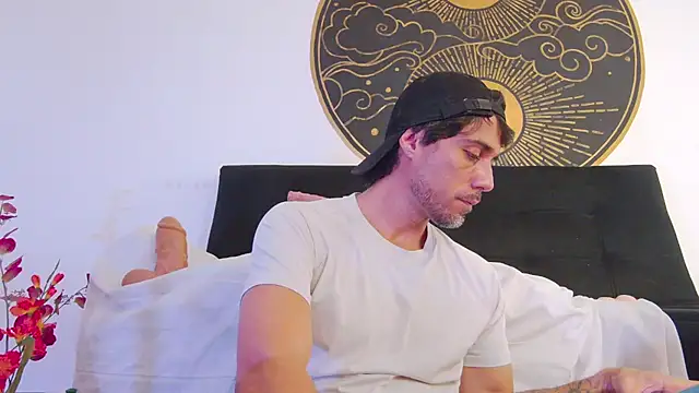 Adam_MillanFF live sex cam