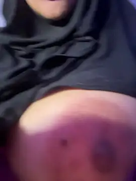 Jameela's cam snapshot