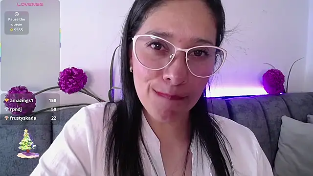 Alana_steel_1's cam snapshot