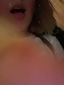 SweetBunnyGF live sex cam