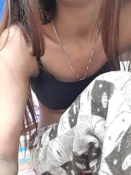 Mahira568 live sex cam