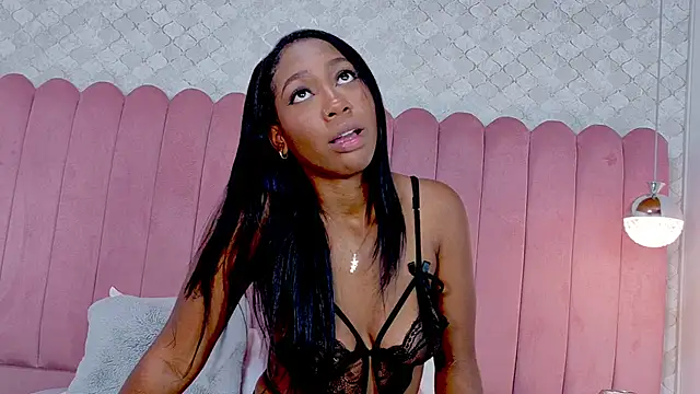 MILA_ROE's cam snapshot