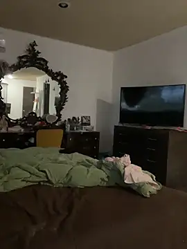 Izy_cute_ live sex cam