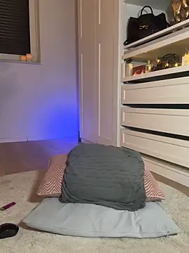 HotBella-'s cam snapshot