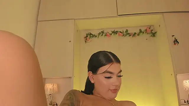 ShirleyJones_'s cam snapshot