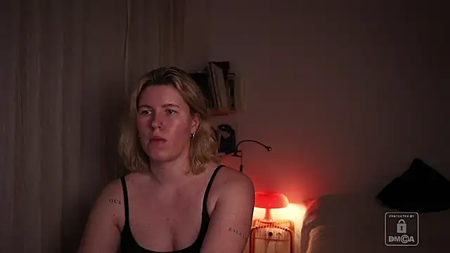 moonamii's cam snapshot