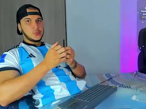 austinoficial's cam snapshot