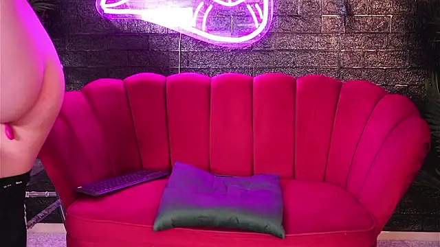 CherrySin's cam snapshot